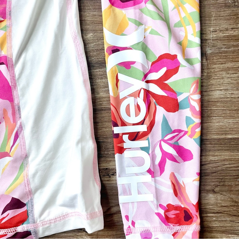 Hurley Floral Pop Long Sleeve Zip Rashguard - Picture 3 of 6